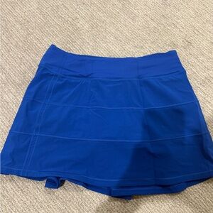 Lulu Lemon Pace Rival Skirt In Royal Blue
Great Conditionn